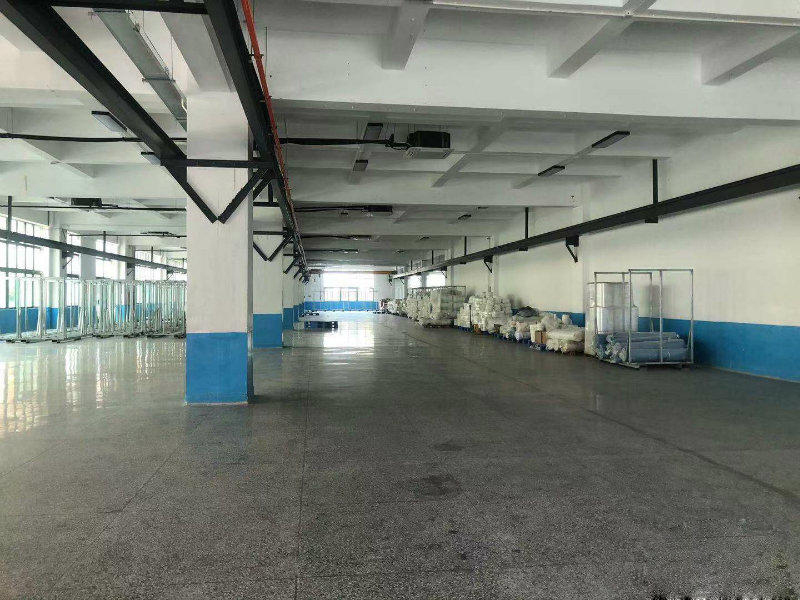 塘厦科苑大道花园式一楼3200平方出租带行车6米高原房东直租