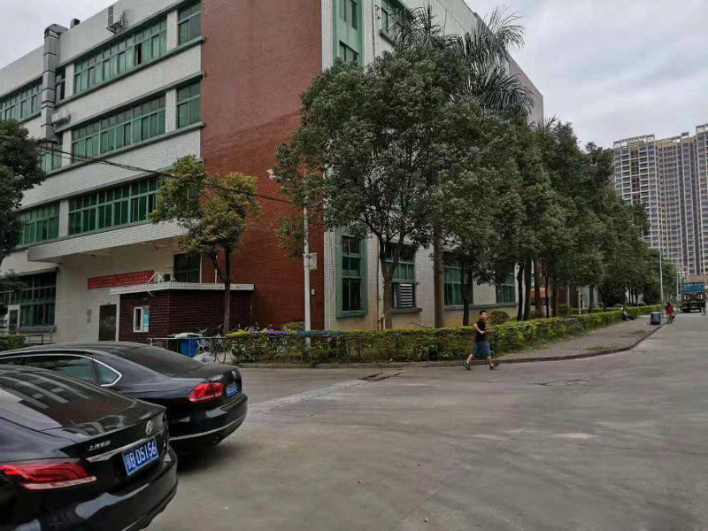 塘厦科苑大道花园式一楼3200平方出租带行车6米高原房东直租