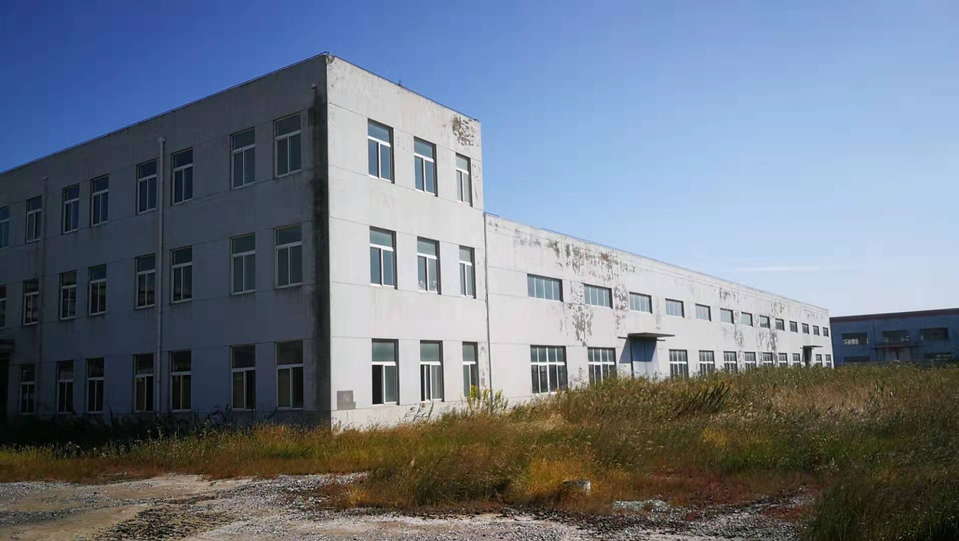 启东滨海工业园区自有标准厂房2663平方米