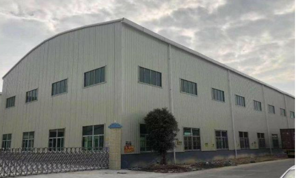 古镇曹兴中路出租独院单一层钢构1300方，带牛腿滴