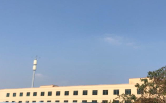 出售可做厂房和仓库，交通便利，