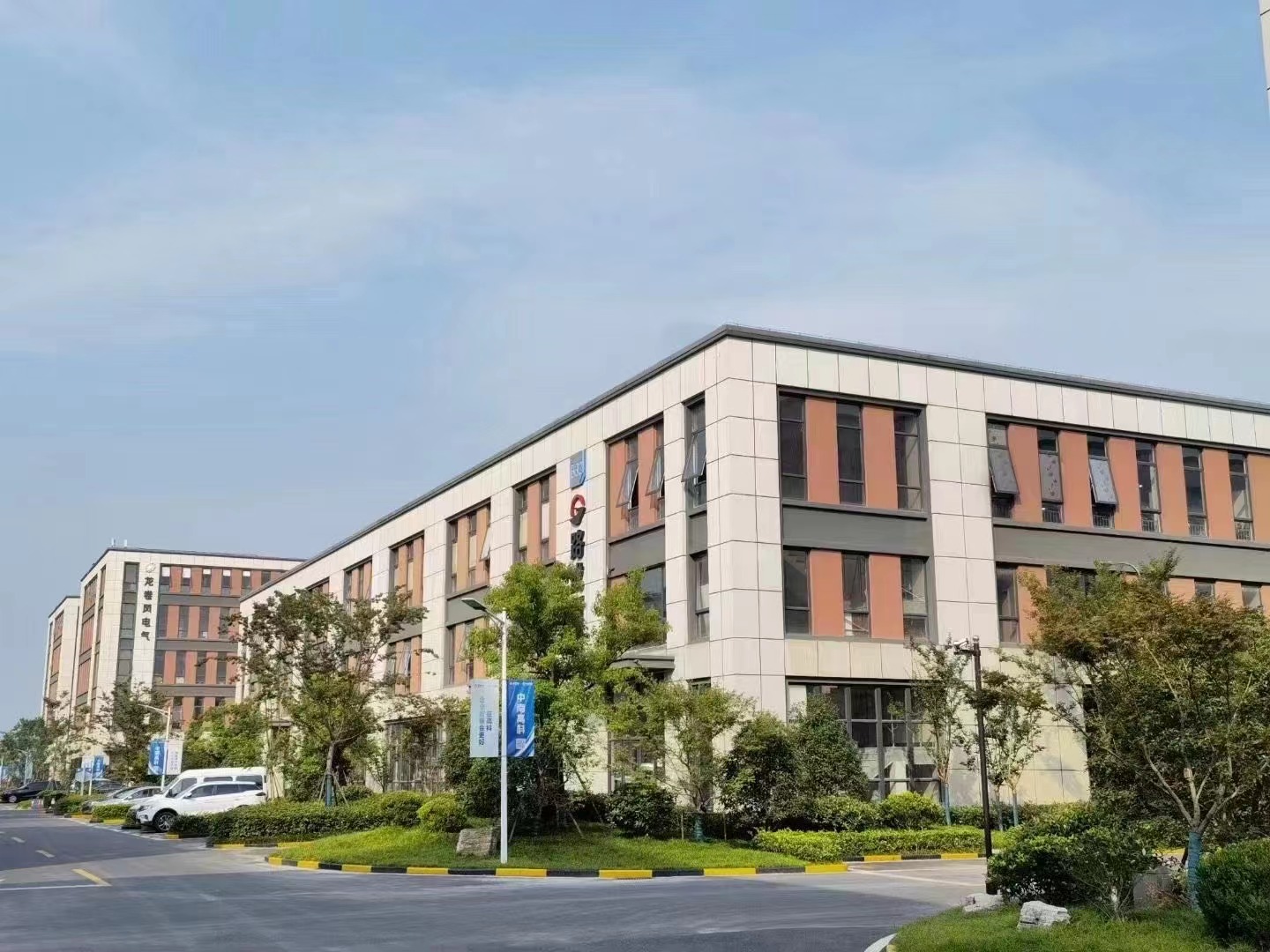 出售全新厂房 低首付 50年产权 无中介