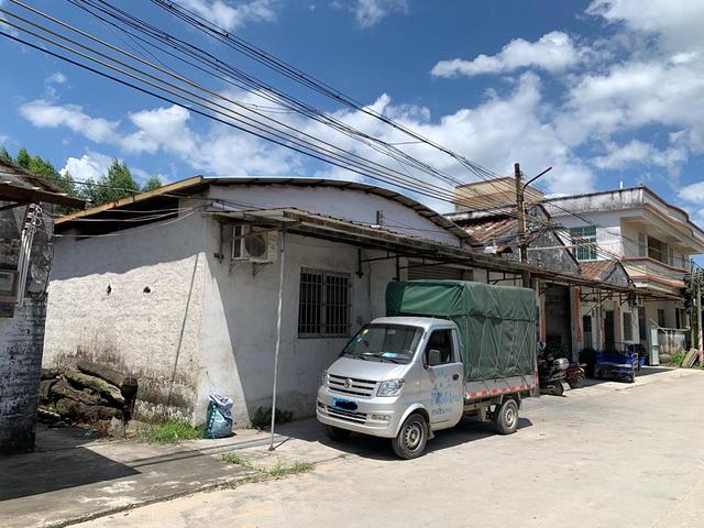 盖铁瓦顶厂房仓库出租