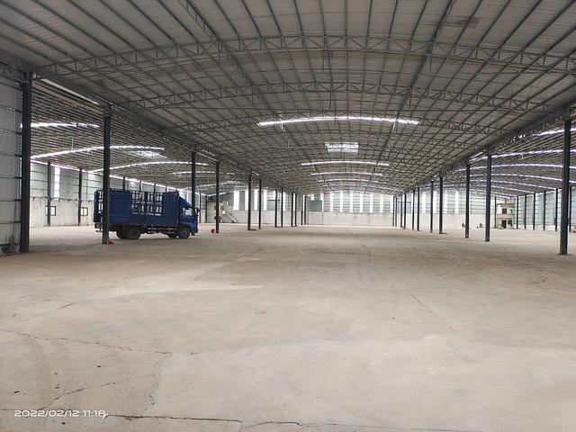 实量面积独院9800方厂房招租