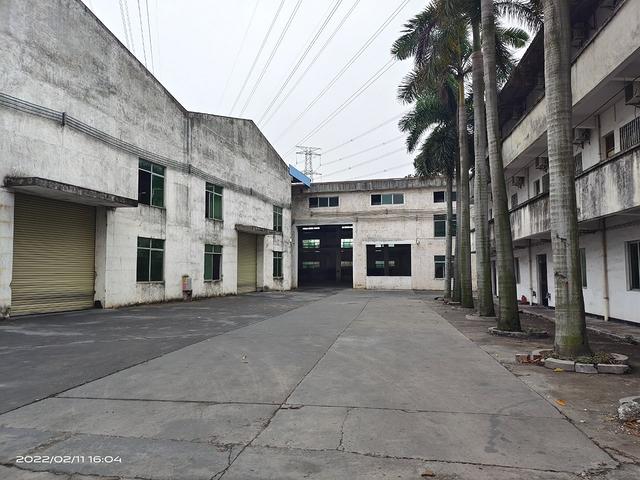 清远市独院12600方砖墙到顶厂房招租