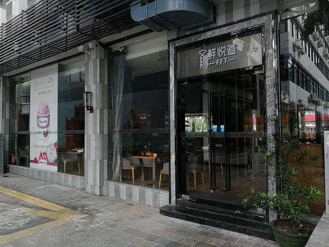 直租！新推华发商都旁155平一楼商铺适合做餐饮