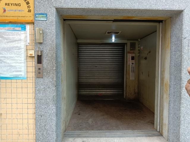 三乡镇 靓独院厂房，总面积1.3万平，可分租
