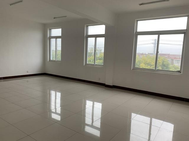 出租海陵区梅兰西路111号办公楼、宿舍