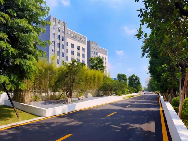 中发兆创科技园-里水超高标科技园区-享政策扶持-园林式办公