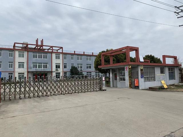 出租海陵区梅兰西路111号厂房、办公室、宿舍