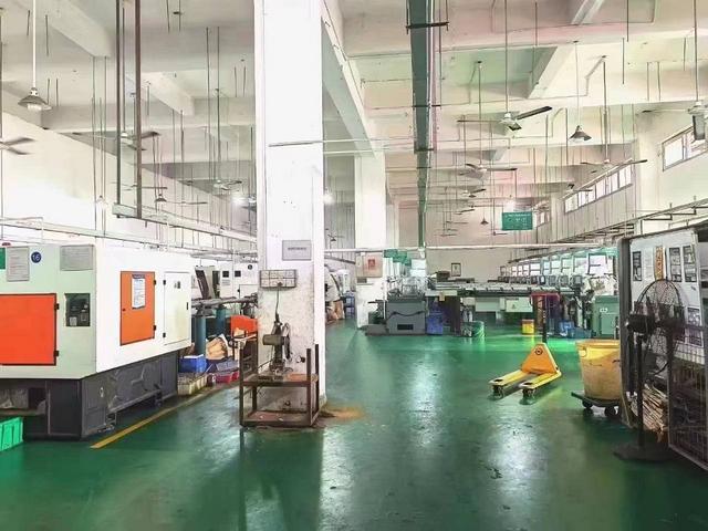 长安乌沙标准一楼厂房出租 有前台3间办公室