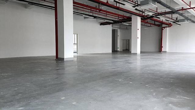 六安485平方展厅、仓库、办公室出租，带大露台
