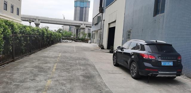 珠海市高新区唐家湾园区砖墙到顶带现成航车厂房出租
