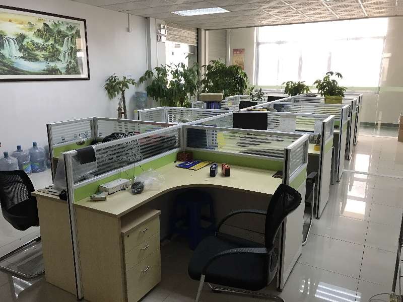 凤岗金凤凰带装修厂房出租2000平适合电子手袋加工