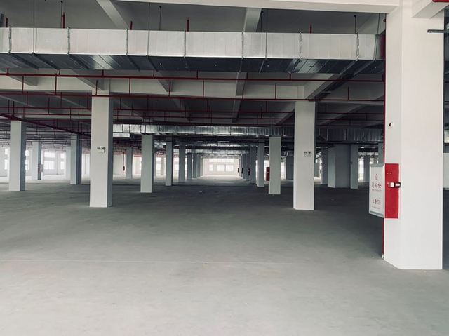 三角新出线路版厂房25000平出租，大小可分租