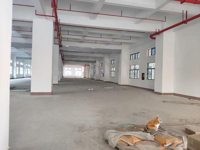 塘厦高速出口原房东红本厂房出租可分租