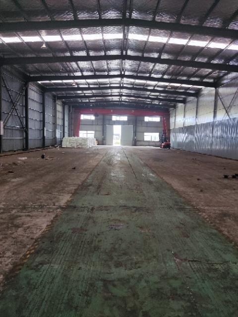 东台镇沈海高速出口厂房出租