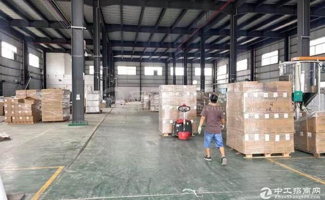 三角镇新出工业区独栋4680平钢结构出租可做五金家