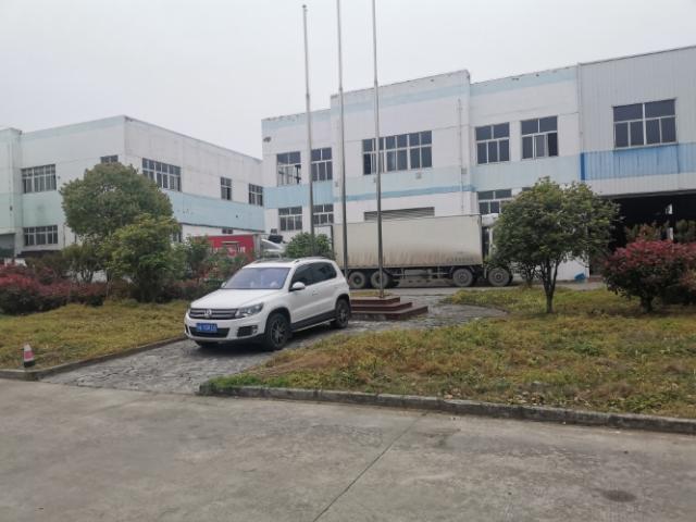 个人直租独门独院8000平厂房出租可分租1000平