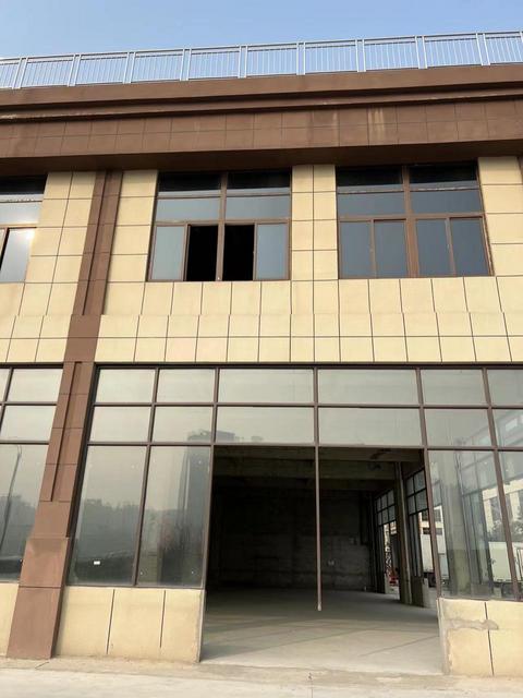 阜阳开发区国际会展中心西侧厂房出租价格便宜，停车方便