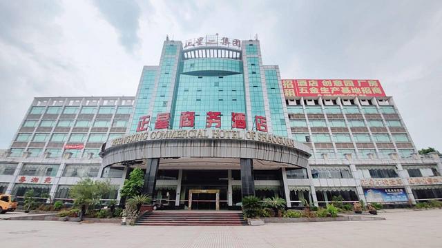 韶关出租厂房7000平方面积大租金优惠行车10吨靠大马路详聊