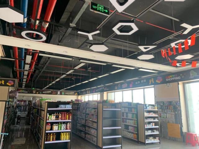 港口镇新出标准厂房出租，总面积4万平，大小可分租