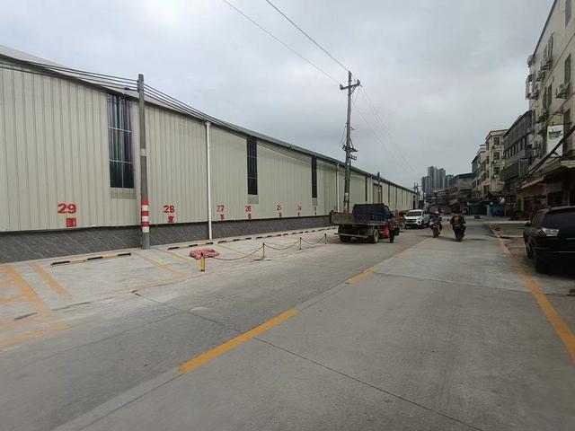 惠城区全新单一层约3000平方钢构厂房招租（可分租）