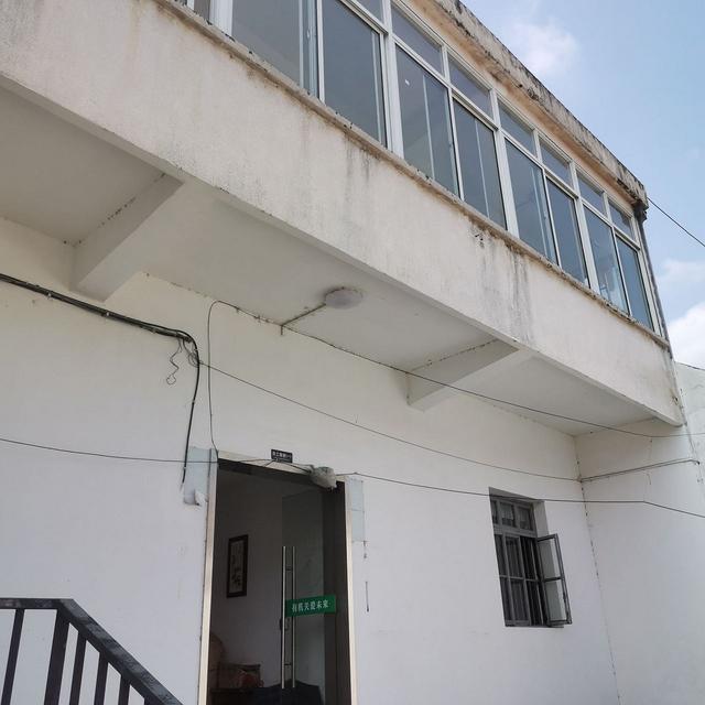 奉化裘村镇.大马路旁土地7亩.厂房2500平1950万