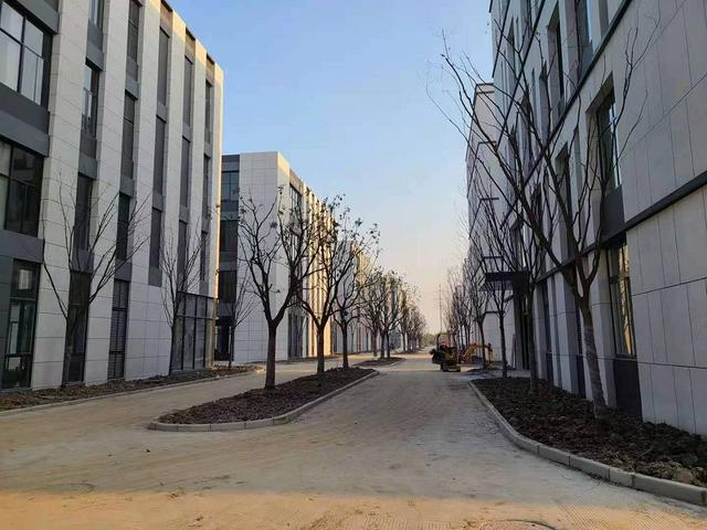 南通50年产权厂房，1000−6000平分割出售，可按揭环评