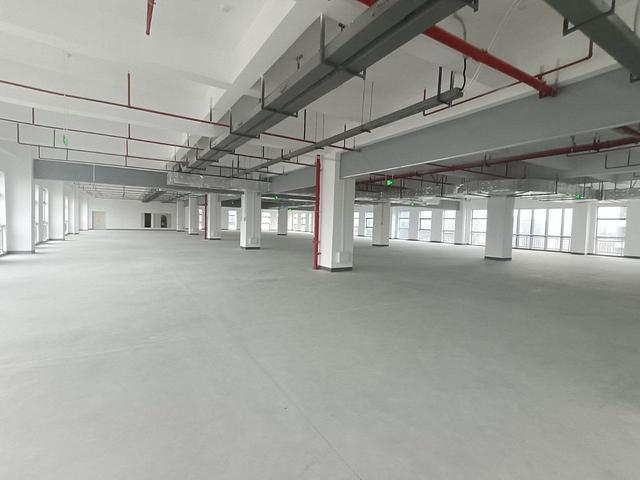 光明原房东新材料产业园，地铁站旁有红本单层1400-2000