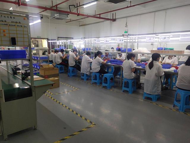 沙井后亭地铁口工业园区精装修楼上900平厂房仓库出租