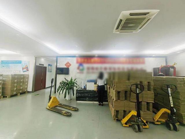 福永无尘车间2700平，原房东厂房，精装修