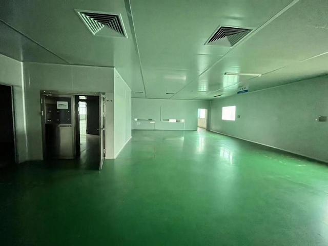 石岩原房东独院厂房1-3层5800平出租，面积实在，可分租