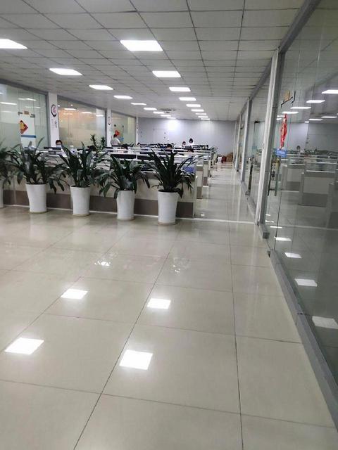 沙井后亭地铁口工业园区精装修楼上900平厂房仓库出租