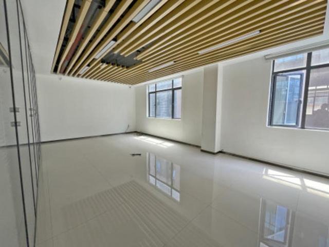 南山茶光地铁站楼顶700平赠送300平阳台