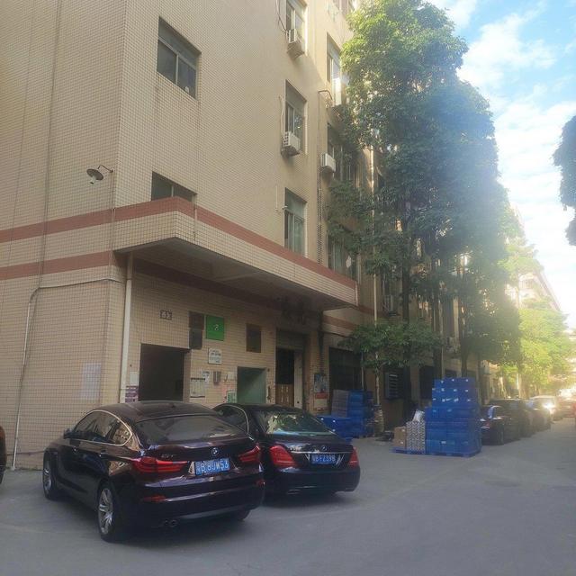 固戍原房东地铁附近工业园厂房精装修500至2600平方招商