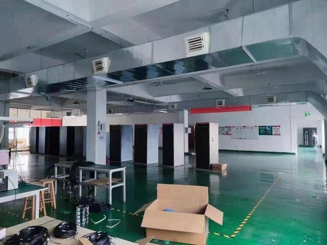 无公摊！石岩北环地铁附近1500平方精装厂房出租，拎包入住