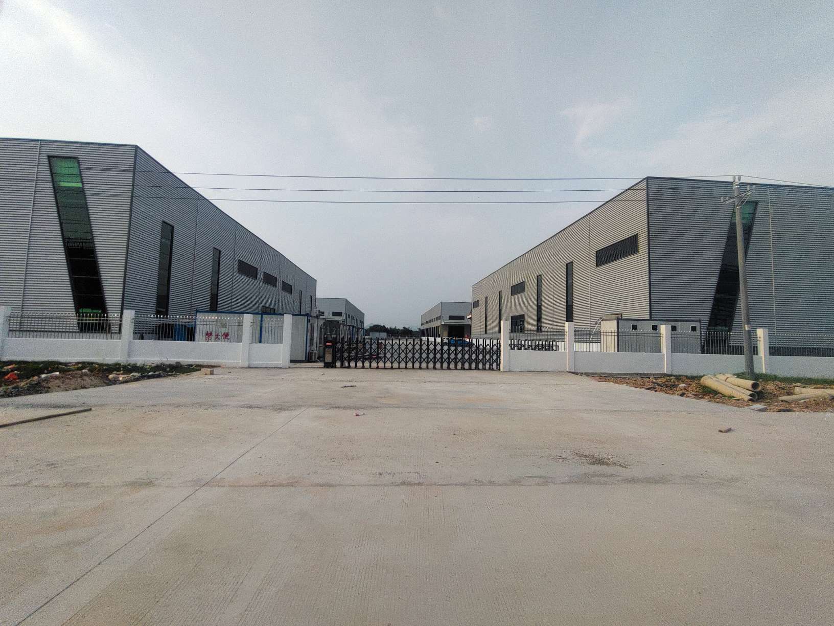 独门独院空地大原房东出租四会市 建筑面积50000㎡单层厂房