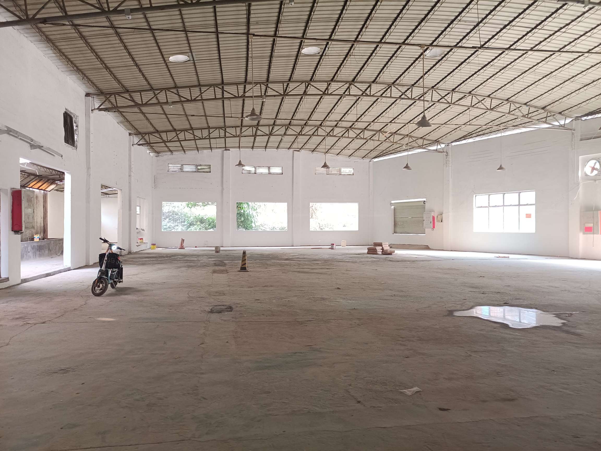 出租番禺区 建筑面积900㎡单层厂房